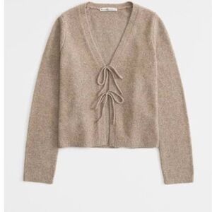 Abercrombie Tie Front Cardigan M